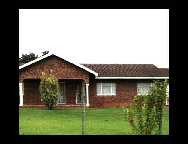 3 BEDROOM FREEHOLD FOR SALE IN HOWICK CENTRAL